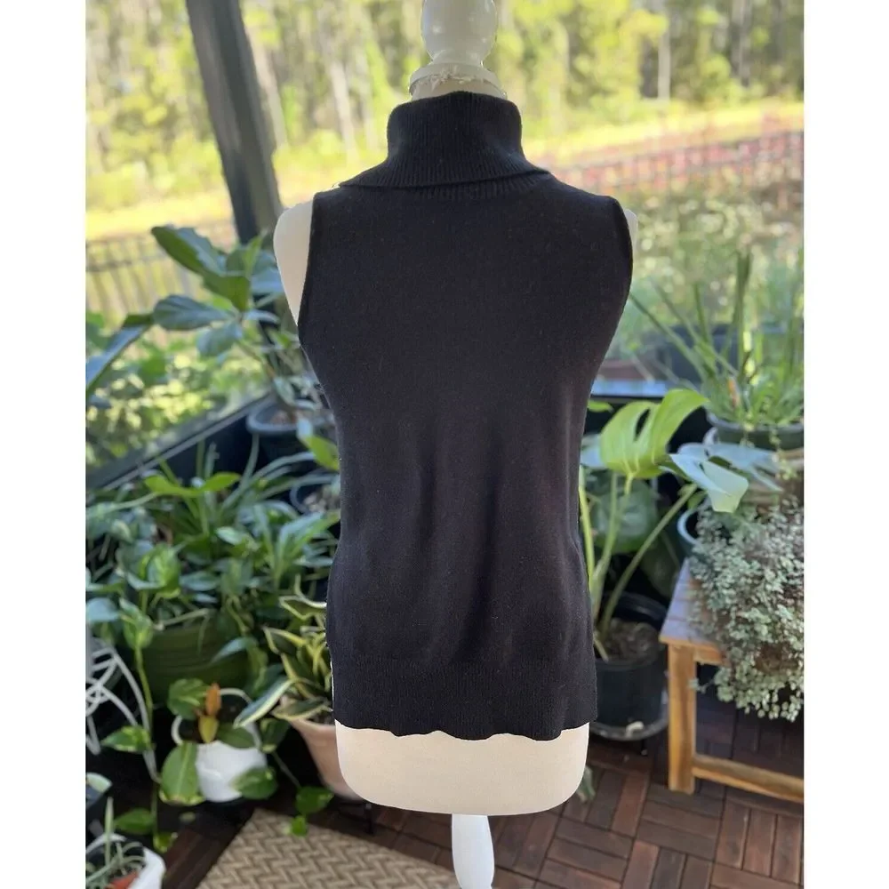 Carmen Marc Valvo Turtleneck Pullover Sweater  Black‎  Sleeveless Viscose XS EUC